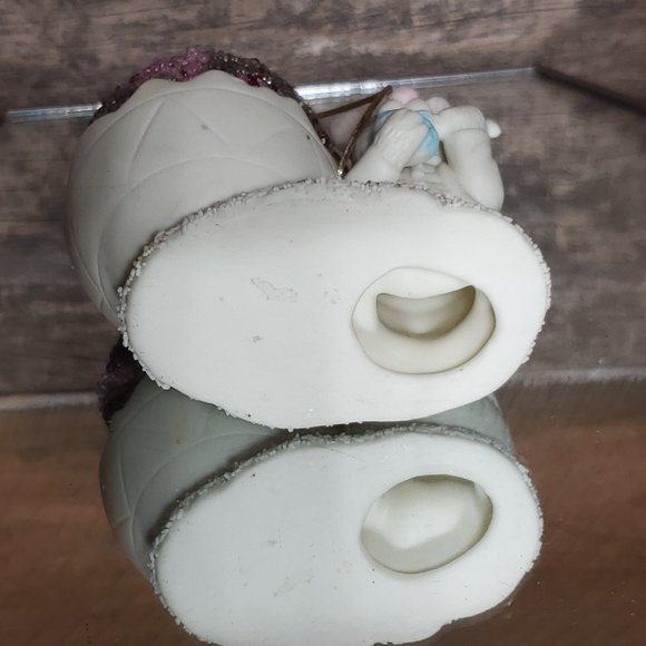 Porcelain Bisque Easter Bunny Egg cup with Beaded Egg Ornament - Picture 4 of 7